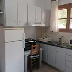 Sophie's Traditional Hospitality Apartmán