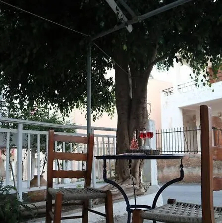 Sophie's Traditional Hospitality Apartment *